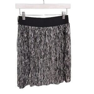 Stella & Dot Black and Silver Mini Skirt Small NWT